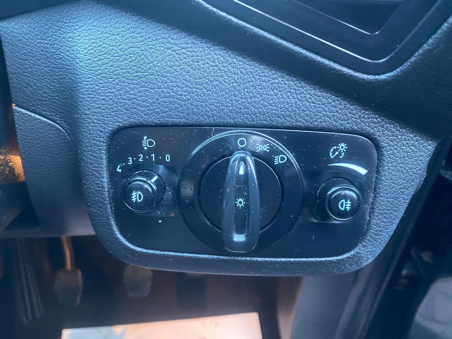 Used Ford Kuga 2018 for sale - 77103575: Photo 10