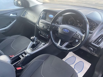 Used Ford Focus 2017 for sale - 77376041: Photo