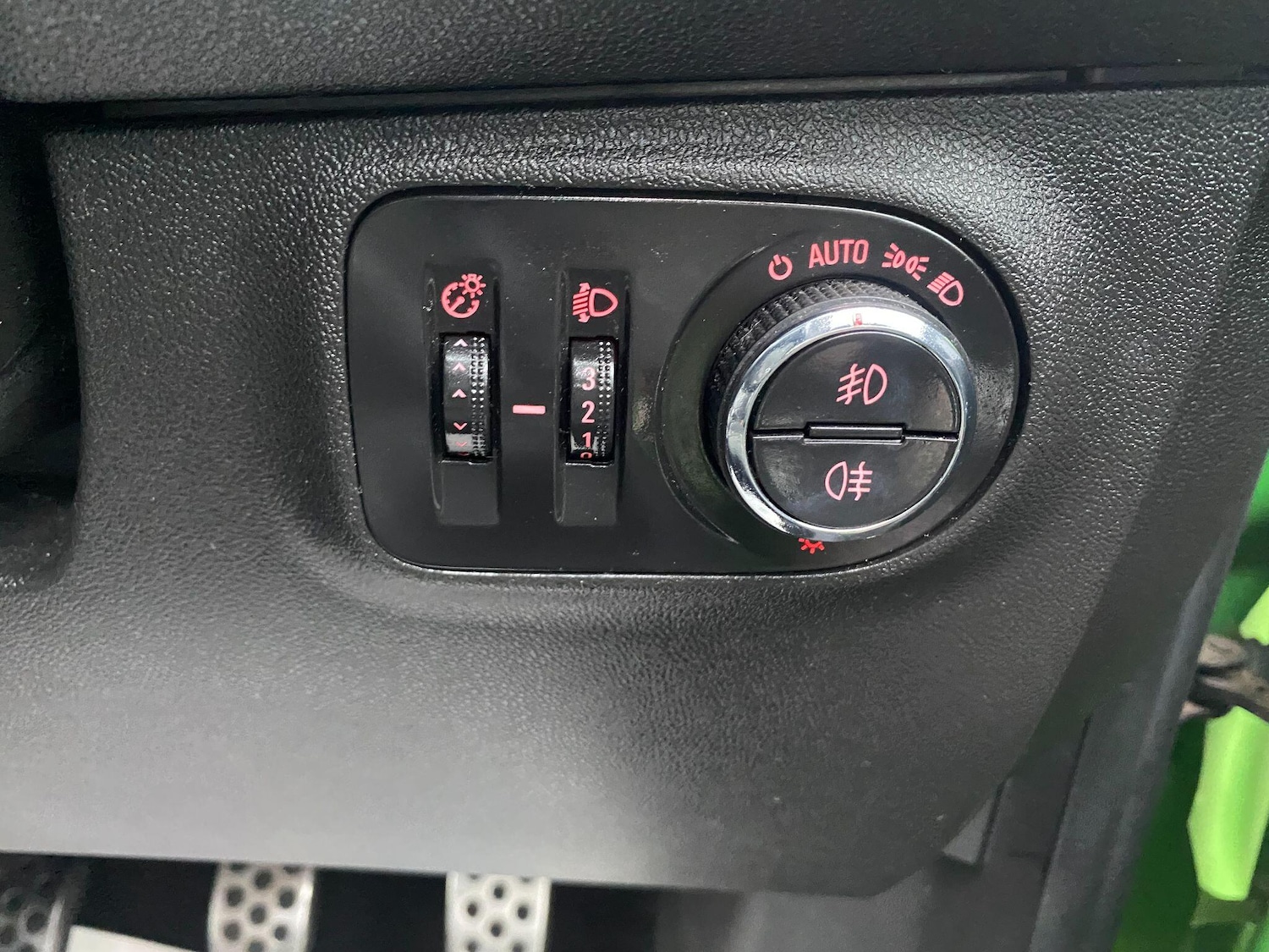 Used Vauxhall Corsa 2015 for sale - 76360620: Photo 13