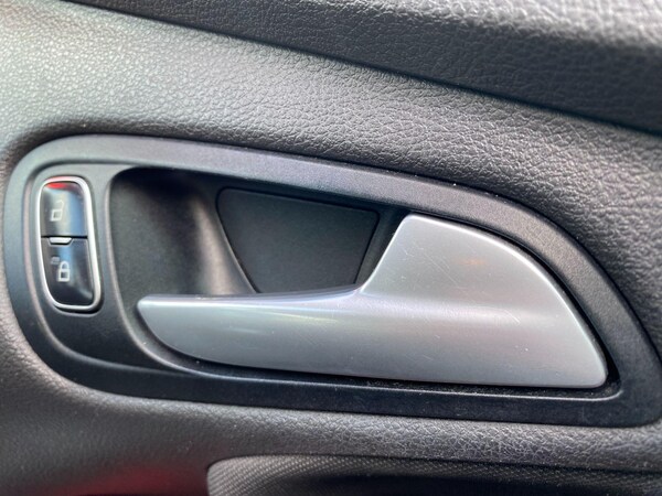 Used Ford Focus 2015 for sale - 75697072: Photo 10