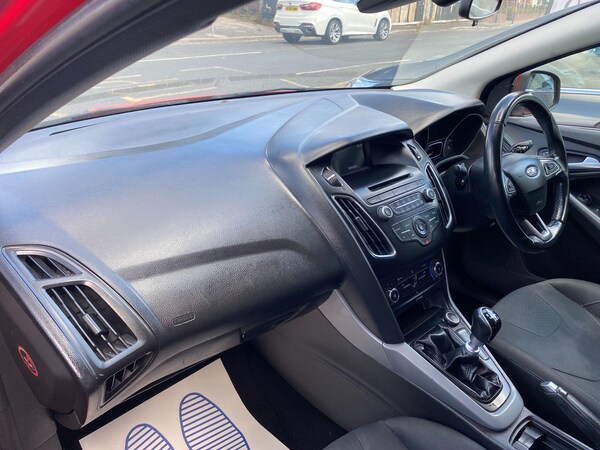 Used Ford Focus 2015 for sale - 75697072: Photo 14