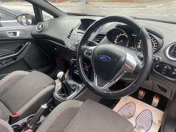 Used Ford Fiesta 2016 for sale - 77268094: Photo