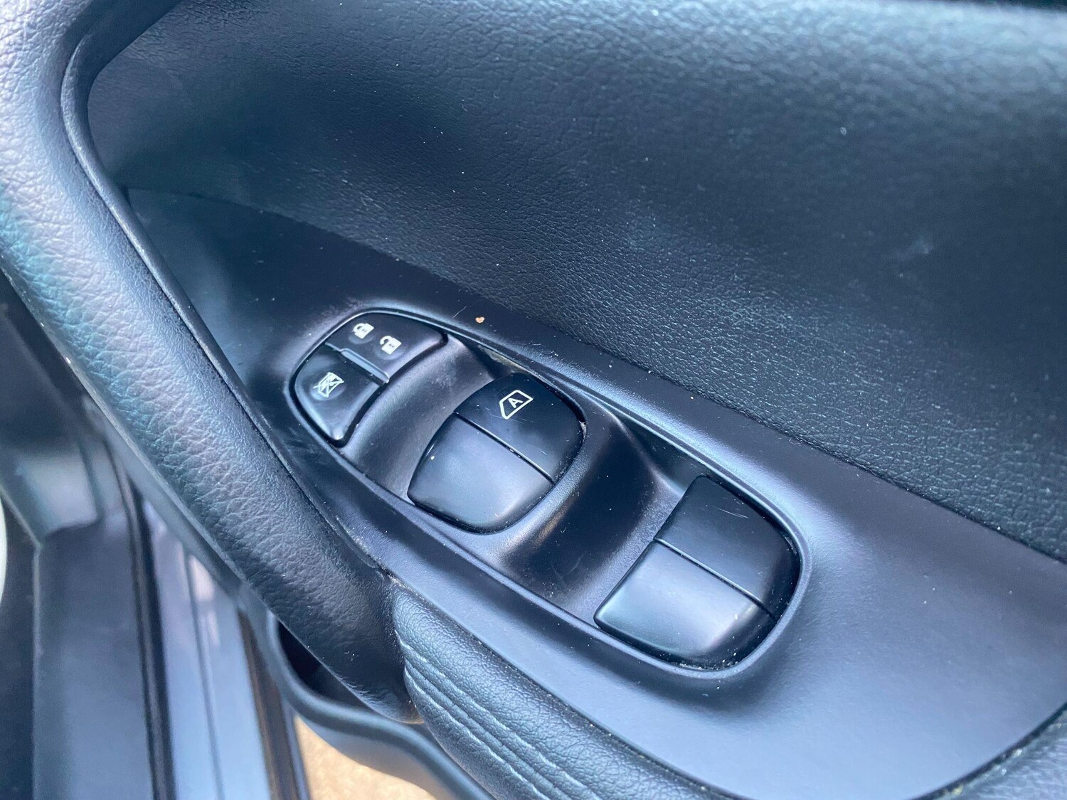 Used Nissan Qashqai for sale - 77723670: Photo 10