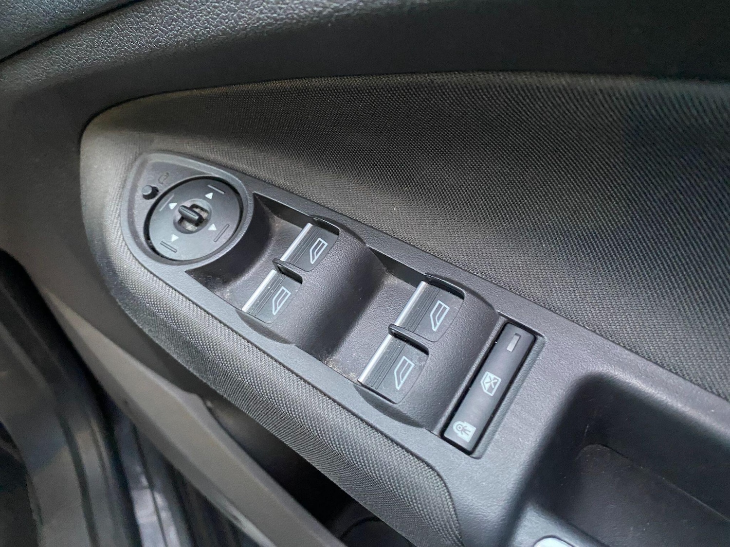 Used Ford C-Max 2017 for sale - 76689949: Photo 9