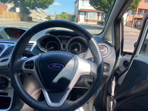 Used Ford Fiesta 2012 for sale - 75577943: Photo 10