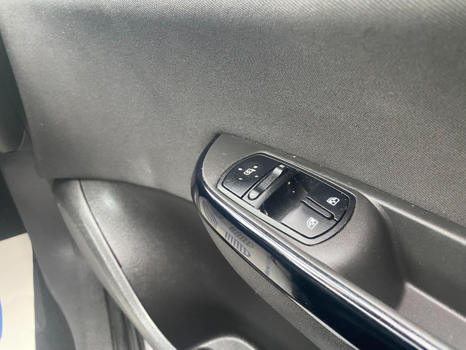 Used Vauxhall Corsa 2016 for sale - 77511070: Photo 9