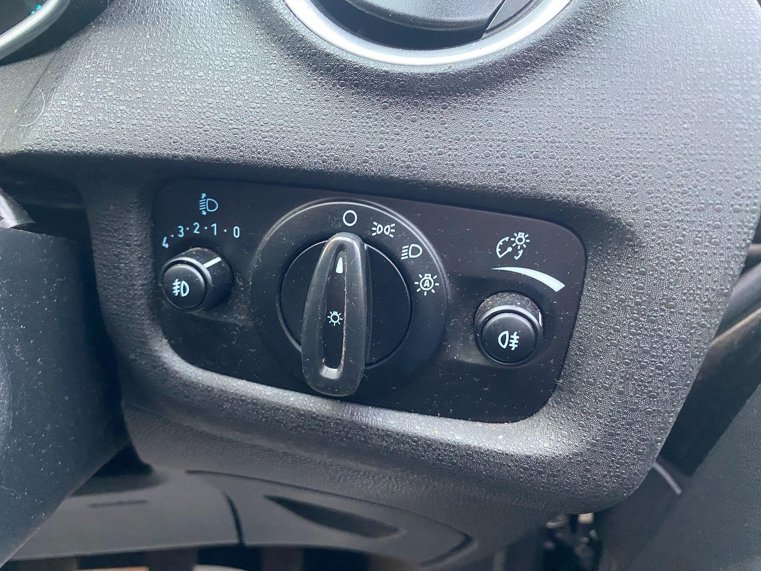 Used Ford Fiesta 2016 for sale - 76839580: Photo 9