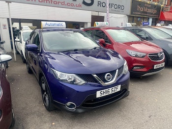 Used Nissan Qashqai 2016 for sale - 76283246: Photo 2
