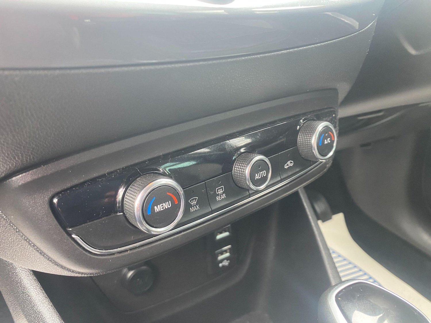 Used Vauxhall Crossland X 2020 for sale - 78007082: Photo 17