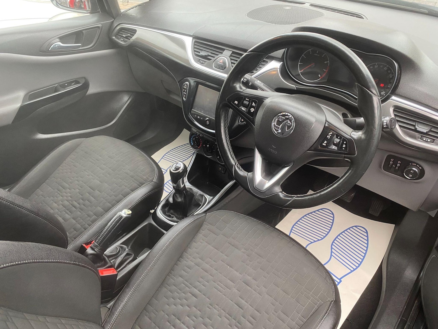 Used Vauxhall Corsa 2016 for sale - 77645830: Photo 4