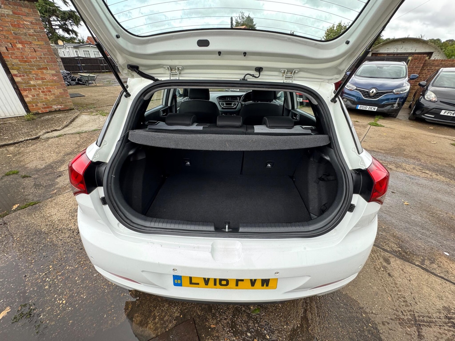Vehicle 19