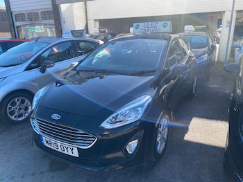 2019 (19) - 1.0T EcoBoost Zetec Euro 6 (s/s) 5dr
