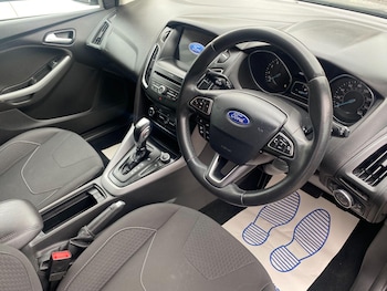 Used Ford Focus 2017 for sale - 76200290: Photo 4