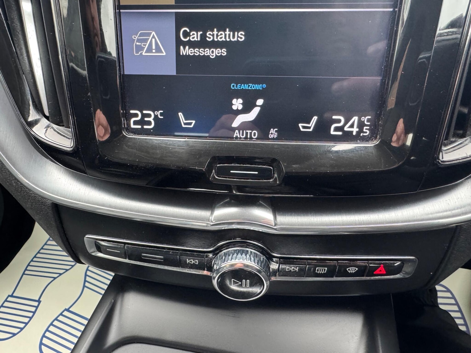 Used Volvo XC60 2018 for sale - 77575221: Photo 6