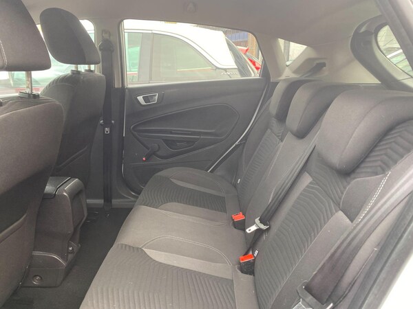 Used Ford Fiesta 2013 for sale - 76270301: Photo 12
