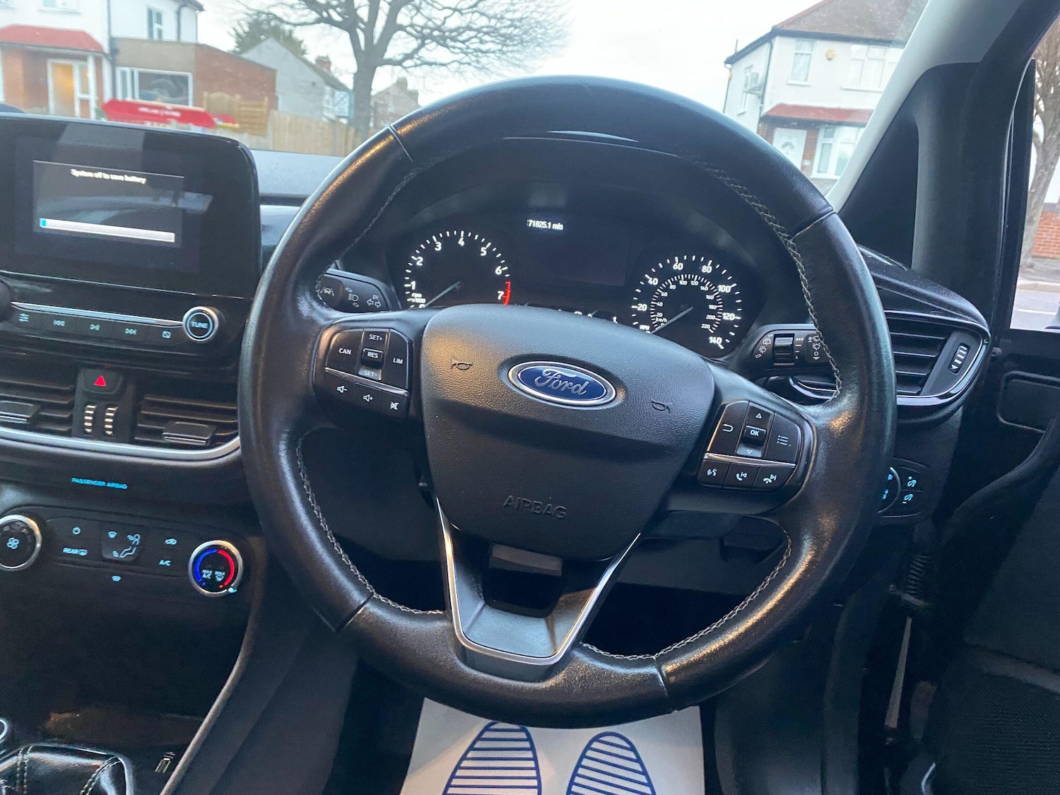 Used Ford Fiesta 2017 for sale - 76801243: Photo 11