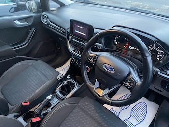 Used Ford Fiesta 2017 for sale - 76801243: Photo