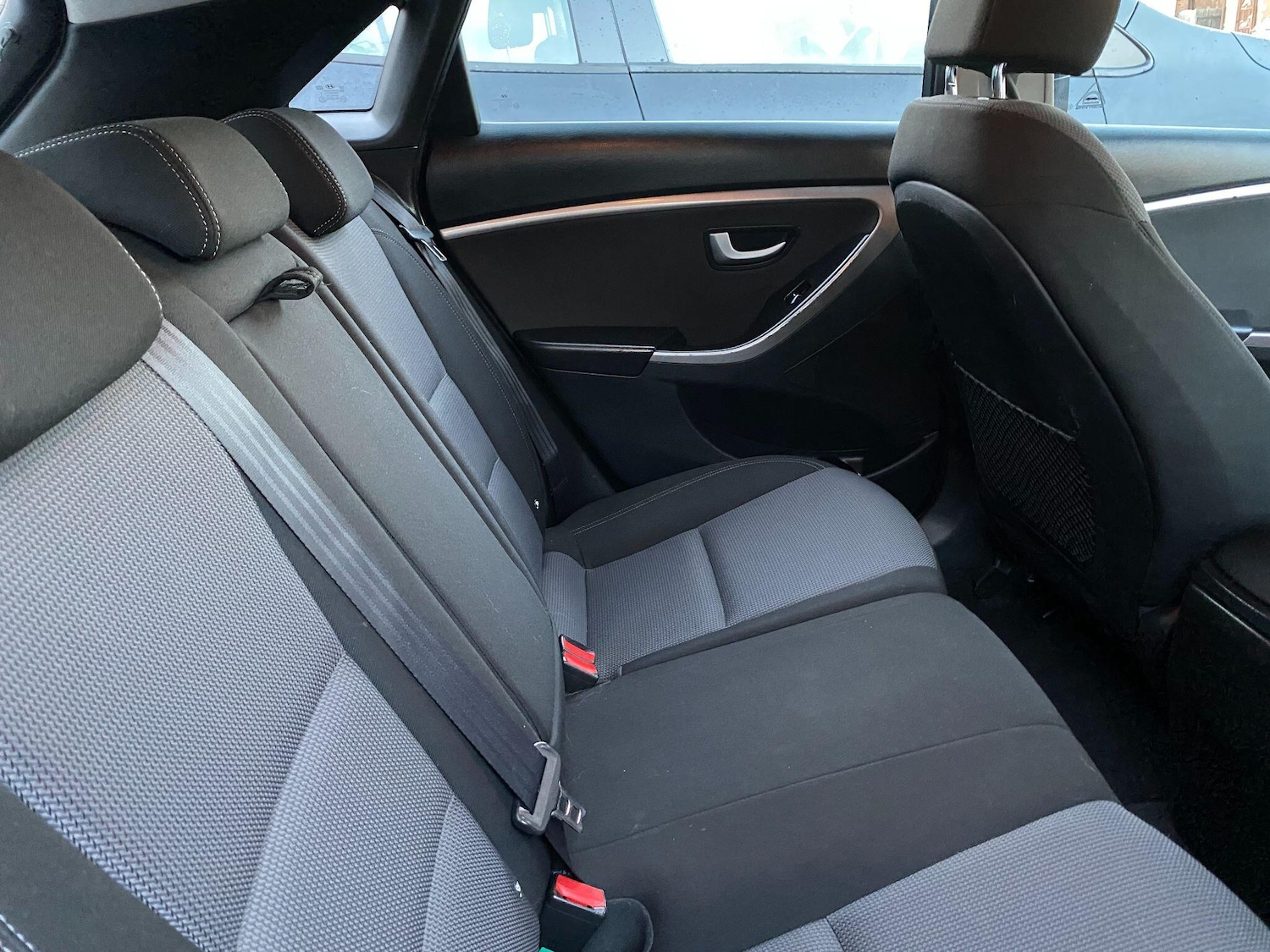 Used Hyundai i30 2015 for sale - 76657299: Photo 11