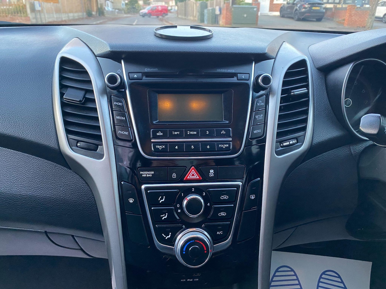 Used Hyundai i30 2015 for sale - 76657299: Photo 5