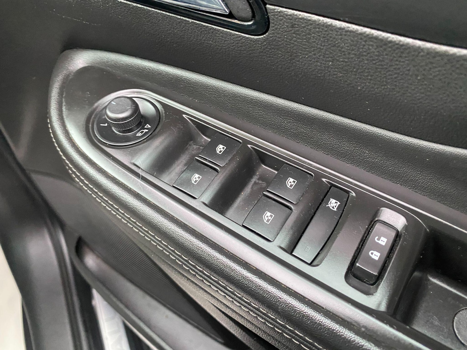 Used Vauxhall Mokka X 2017 for sale - 76866269: Photo 10