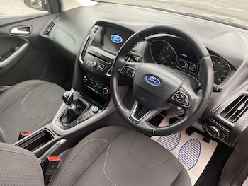 Used Ford Focus 2017 for sale - 76283900: Photo