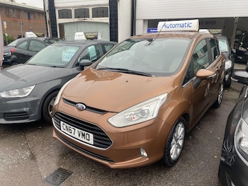 (67) - 1.6 Titanium Powershift Euro 5 5dr