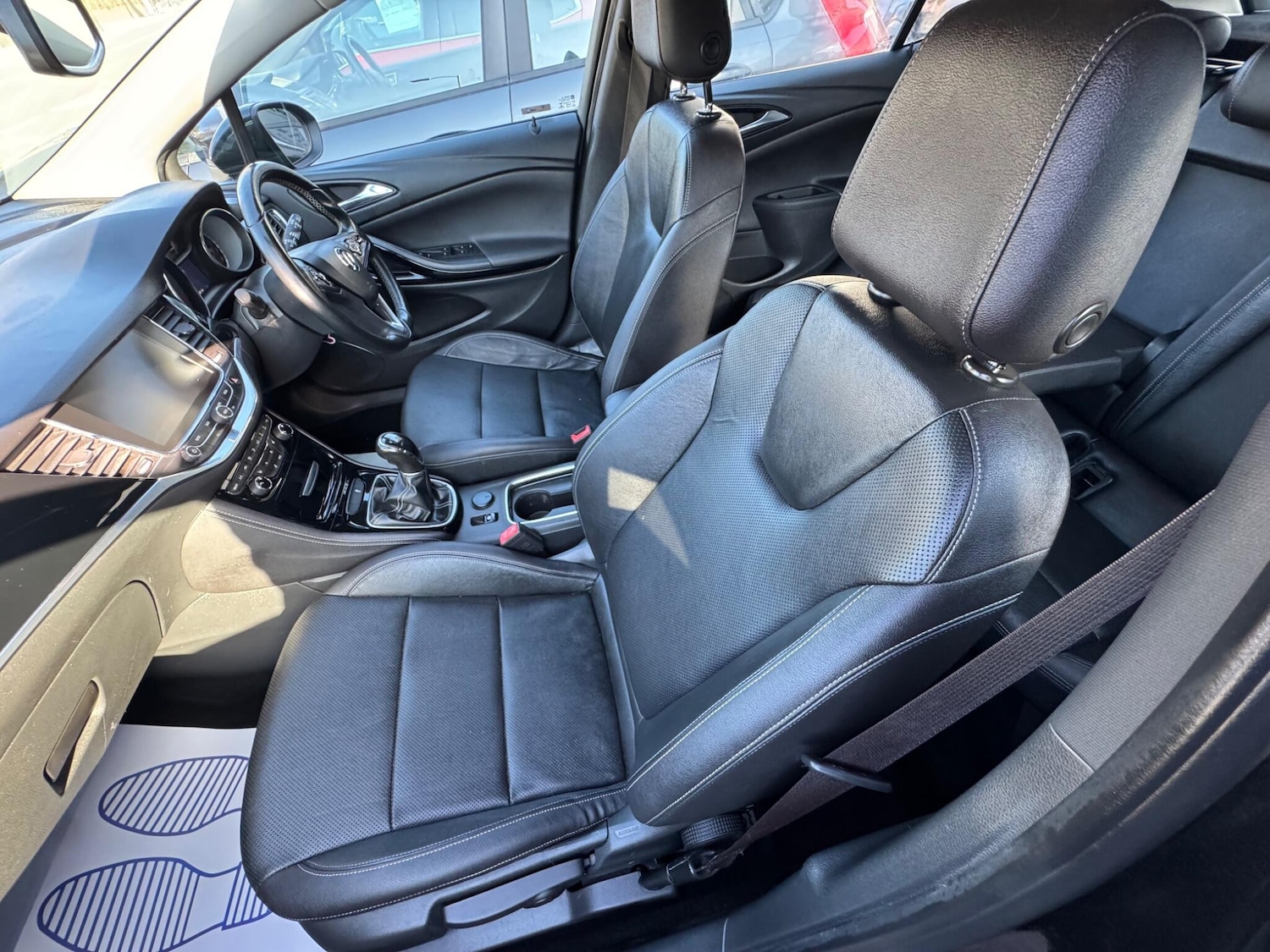 Used Vauxhall Astra for sale - 78115503: Photo 4