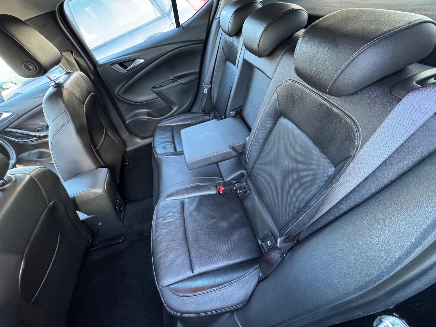 Used Vauxhall Astra for sale - 78115503: Photo 8