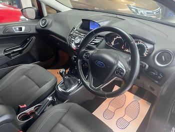 Used Ford Fiesta 2015 for sale - 76424453: Photo