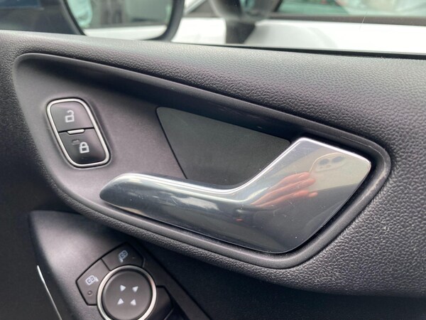 Used Ford Fiesta 2018 for sale - 76337297: Photo 9