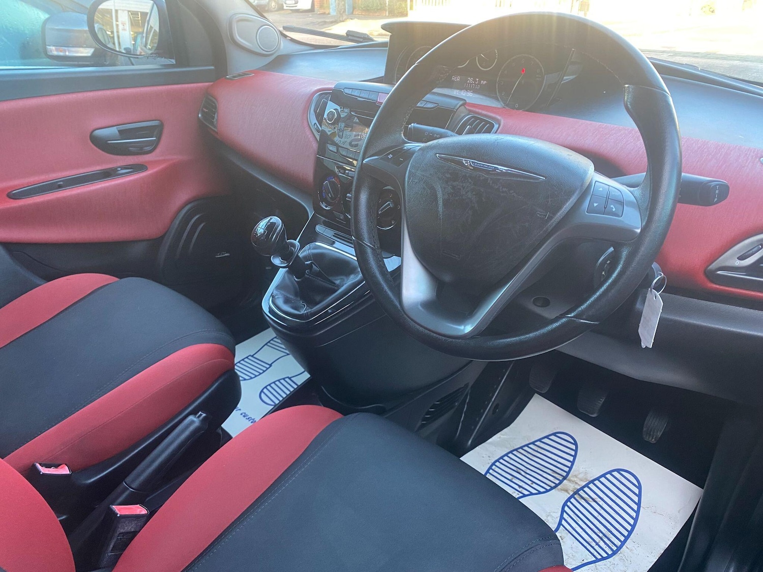 Used Chrysler Ypsilon 2014 for sale - 77016565: Photo 3