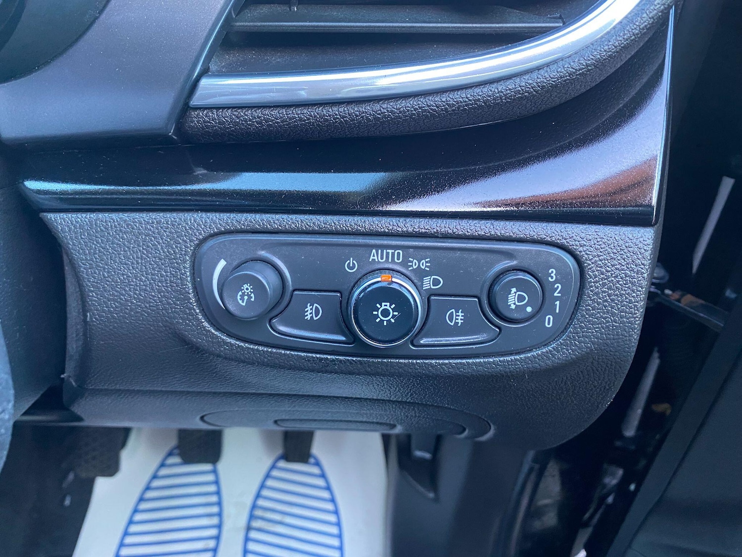 Used Vauxhall Mokka X 2018 for sale - 76370819: Photo 10