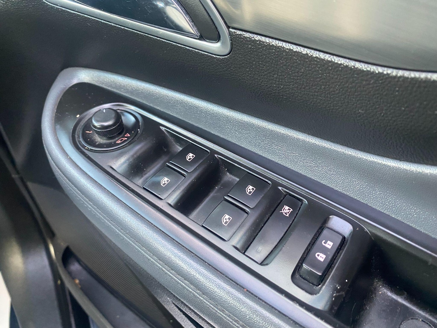 Used Vauxhall Mokka 2016 for sale - 76702421: Photo 9