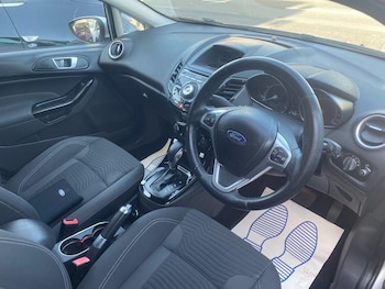 Used Ford Fiesta 2013 for sale - 77670540: Photo