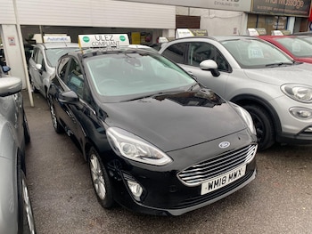 Used Ford Fiesta 2018 for sale - 76824675: Photo