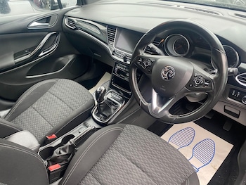Used Vauxhall Astra 2017 for sale - 76997153: Photo