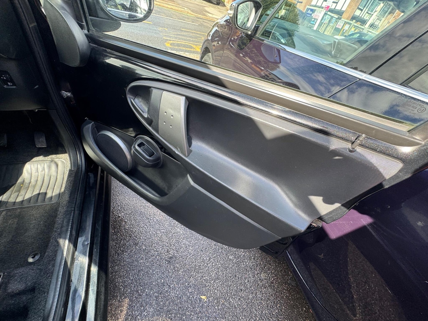 Used Toyota AYGO 2014 for sale - 75696822: Photo 15