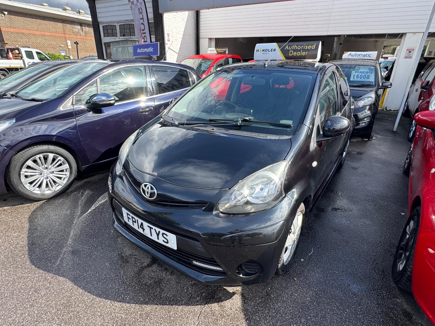 Used Toyota AYGO 2014 for sale - 75696822: Photo 2
