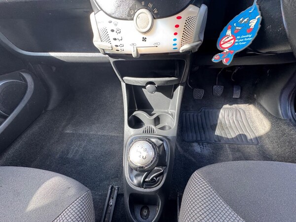 Used Toyota AYGO 2014 for sale - 75696822: Photo 22