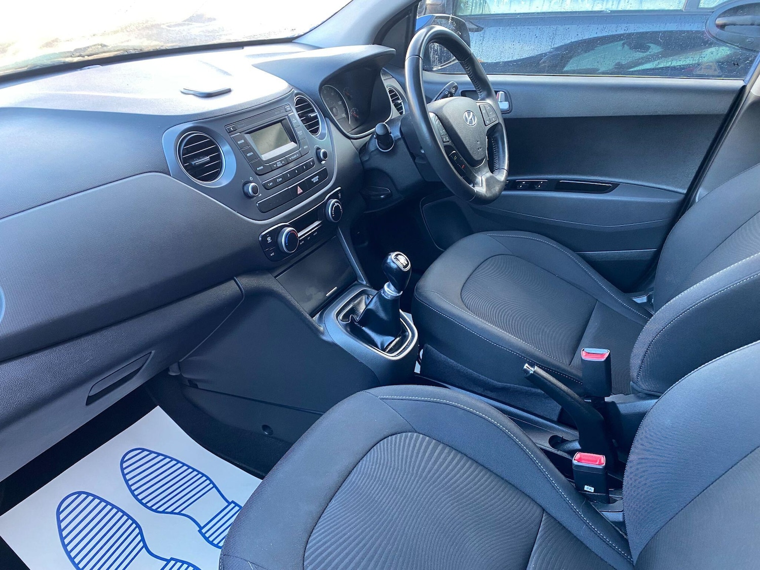 Used Hyundai i10 2017 for sale - 76781663: Photo 15