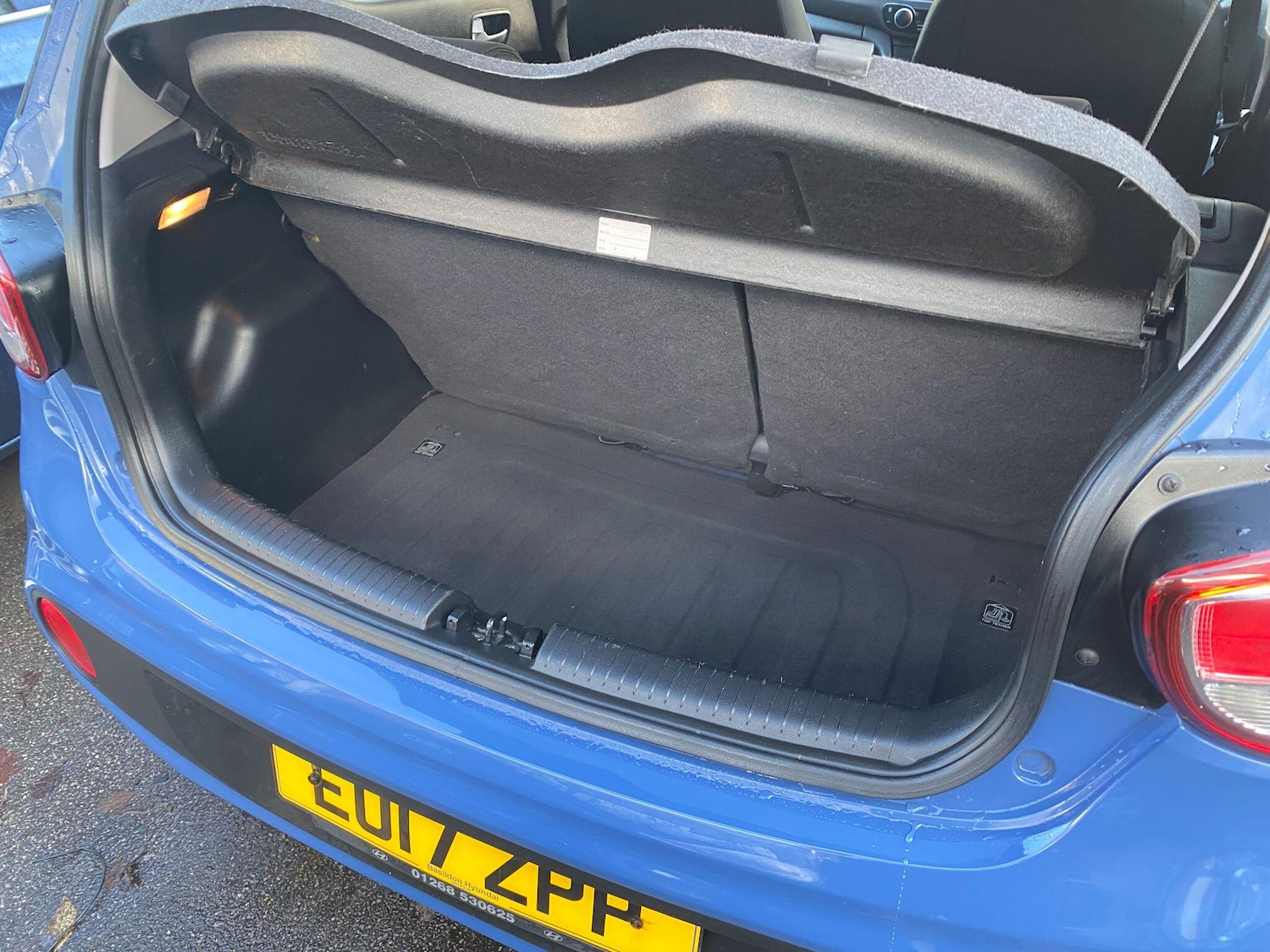 Used Hyundai i10 2017 for sale - 76781663: Photo 8