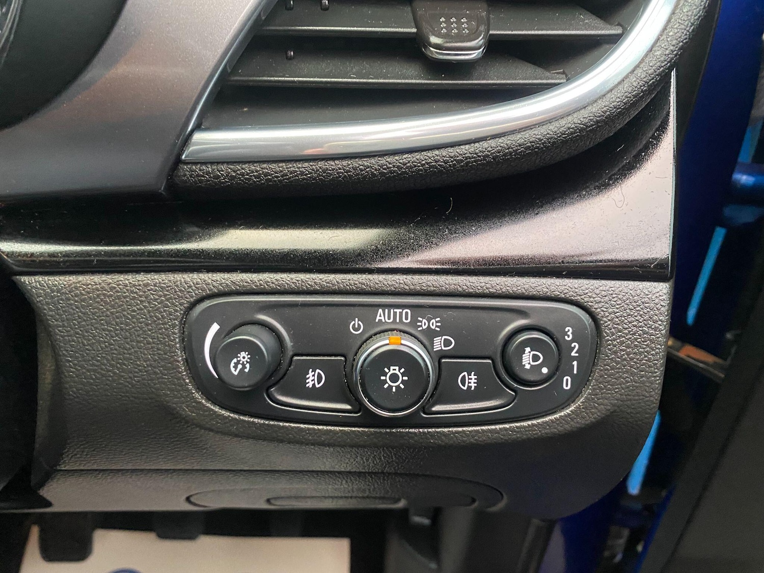 Used Vauxhall Mokka X 2017 for sale - 76522228: Photo 10