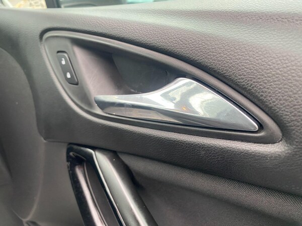 Used Vauxhall Astra 2016 for sale - 76239932: Photo 9