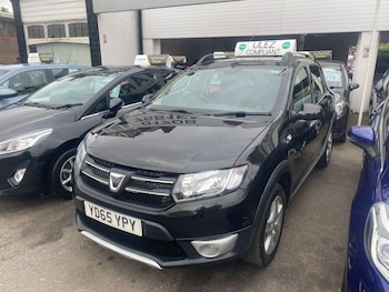 Used Dacia Sandero Stepway 2015 for sale - 78261152: Photo