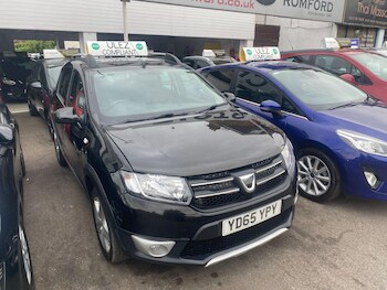 Used Dacia Sandero Stepway 2015 for sale - 78261152: Photo