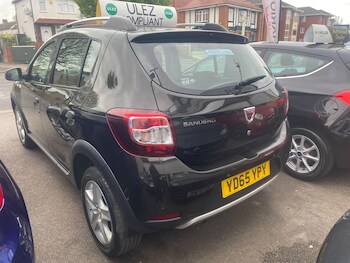 Used Dacia Sandero Stepway 2015 for sale - 78261152: Photo