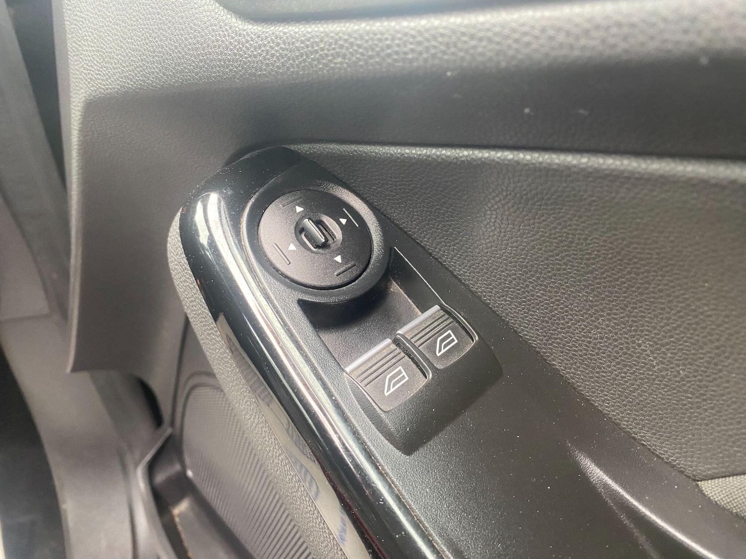 Used Ford Fiesta 2016 for sale - 78184735: Photo 12