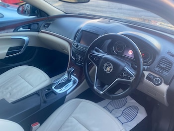 Used Vauxhall Insignia 2016 for sale - 76913260: Photo