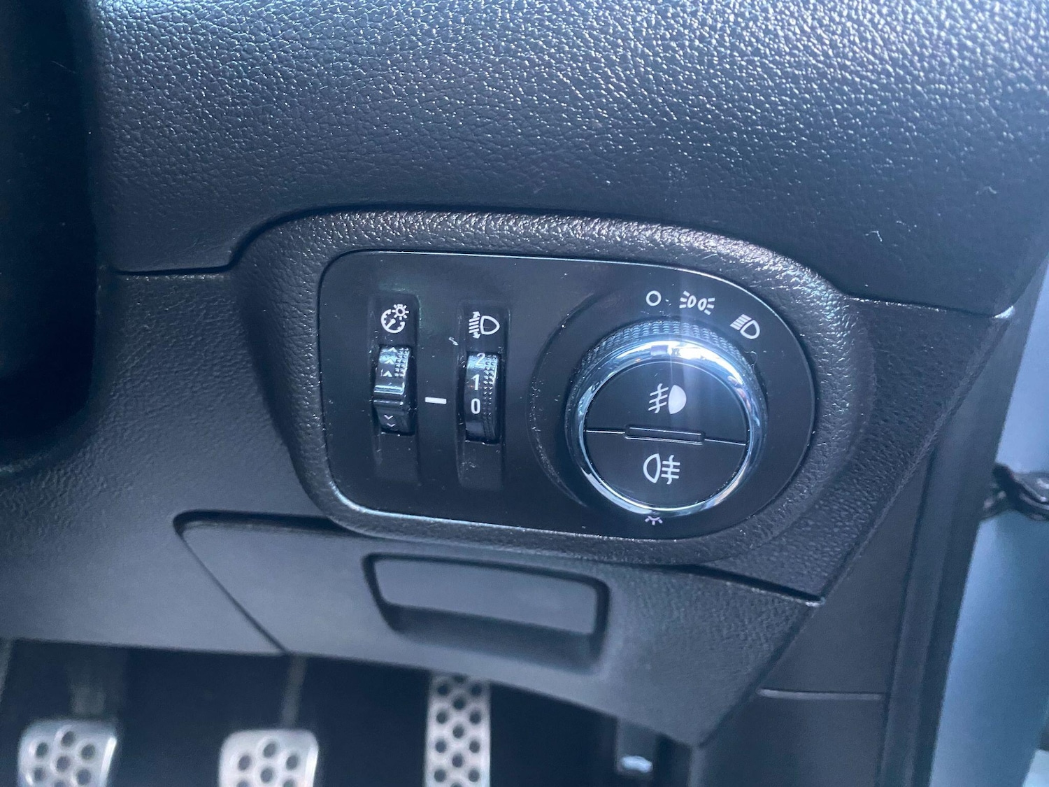 Used Vauxhall Zafira Tourer 2017 for sale - 77029151: Photo 11