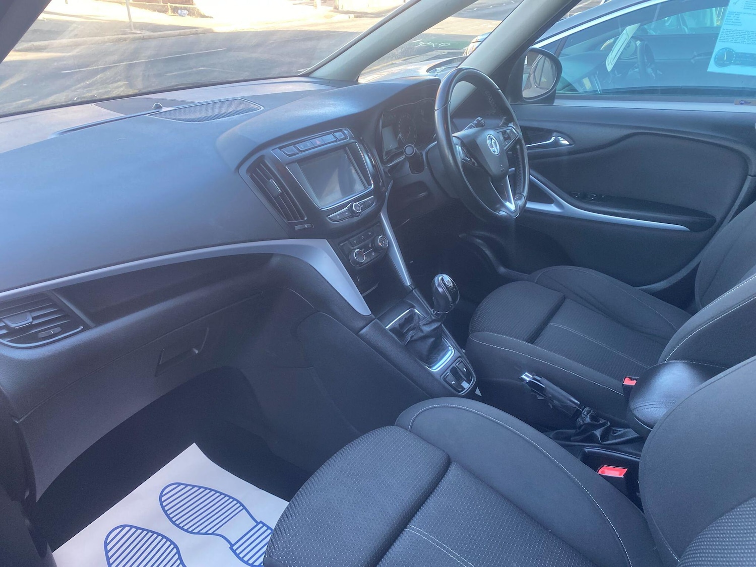 Used Vauxhall Zafira Tourer 2017 for sale - 77029151: Photo 15